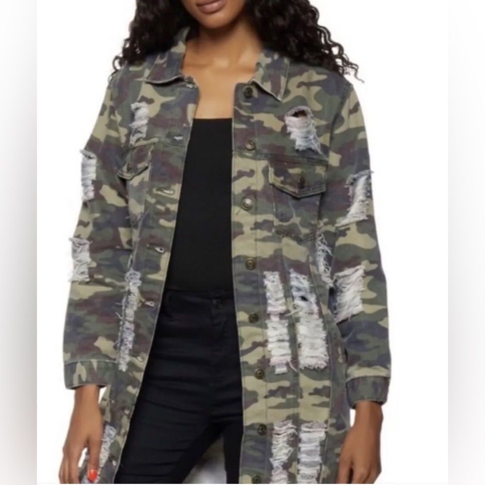 Thrill Jeans Womens Distressed Camo Denim Jacket Size Small  Cotton